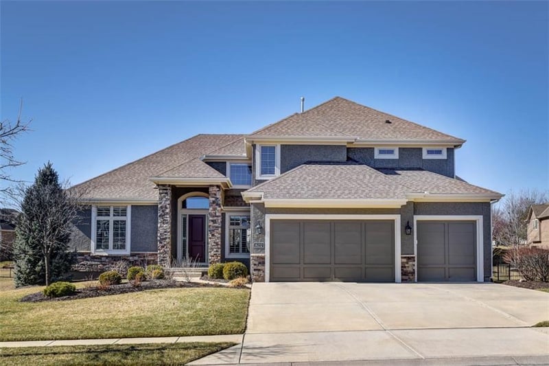 16132 Monrovia St, Overland Park, KS 66221