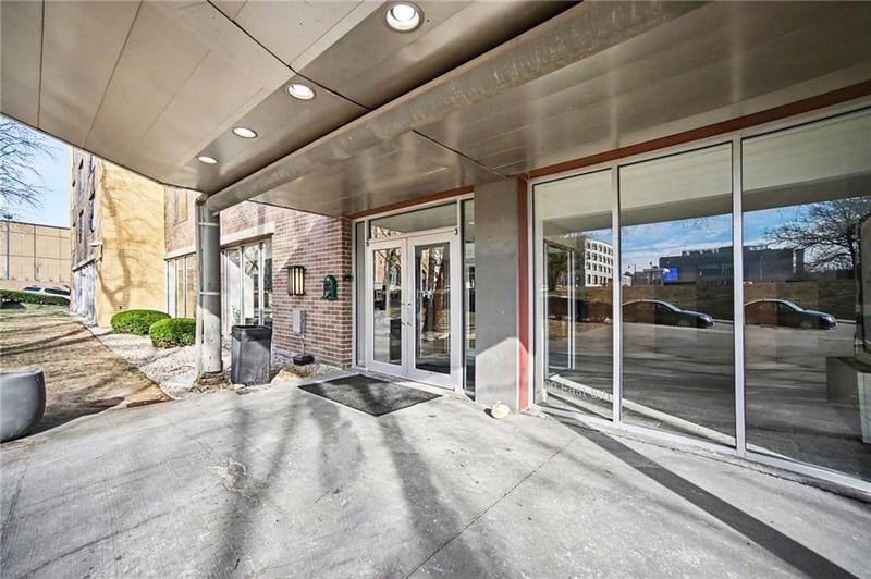 600 E 8th St #4N, Kansas City, MO 64106