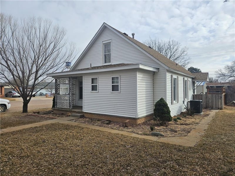 328 Ericson Ave, Other, KS 67758
