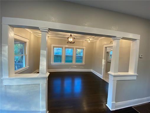 4041 Euclic Ave, Kansas City, MO 64130