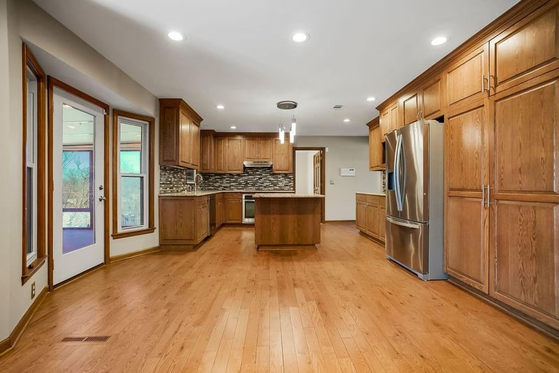 7105 69th Ter, Kansas City, MO 64133