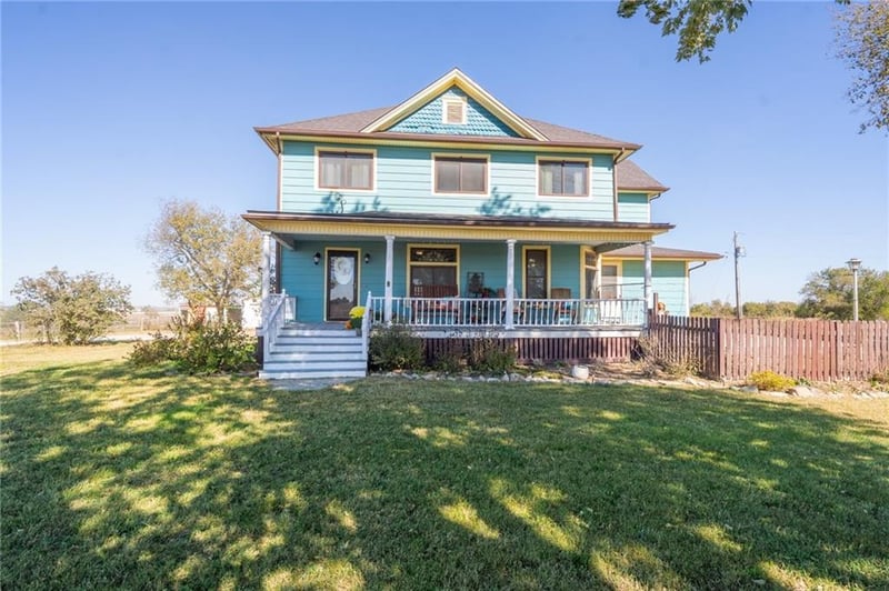 3019 Pawnee Rd, Ottawa, KS 66067