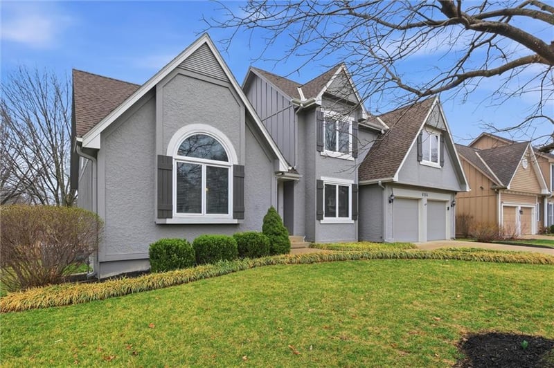 6114 157th Ter, Overland Park, KS 66223