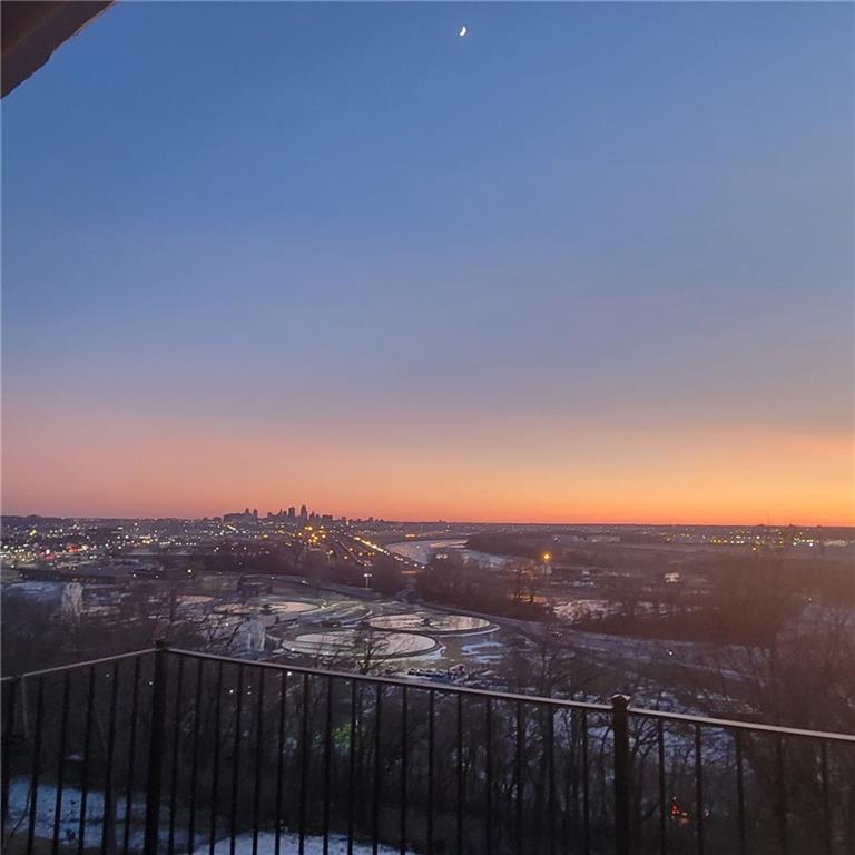 3630 Briarcliff Rd, Kansas City, MO 64116