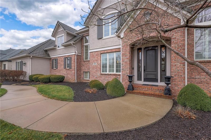 10804 W 141st St, Overland Park, KS 66221