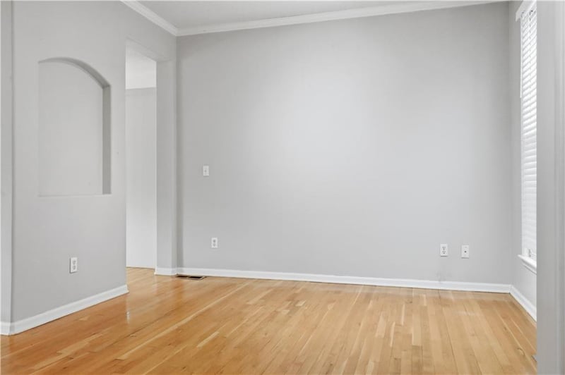 13236 Carter St, Overland Park, KS 66213