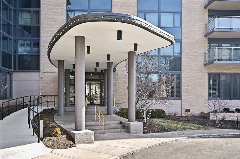 4545 Wornall Rd #610, Kansas City, MO 64111