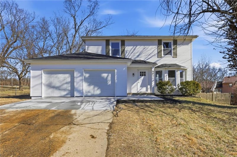 8821 Lane Ave, Kansas City, MO 64138
