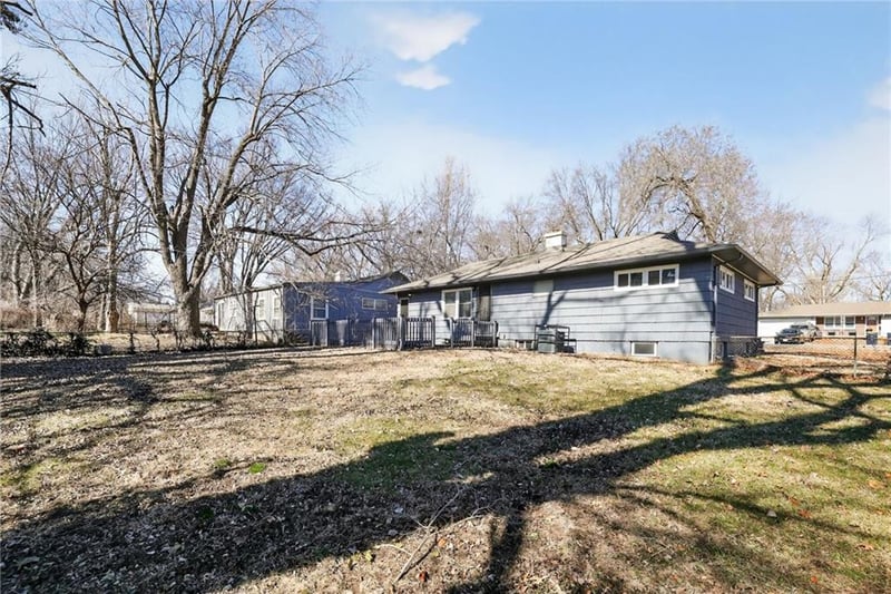 7611 107th St, Kansas City, MO 64134