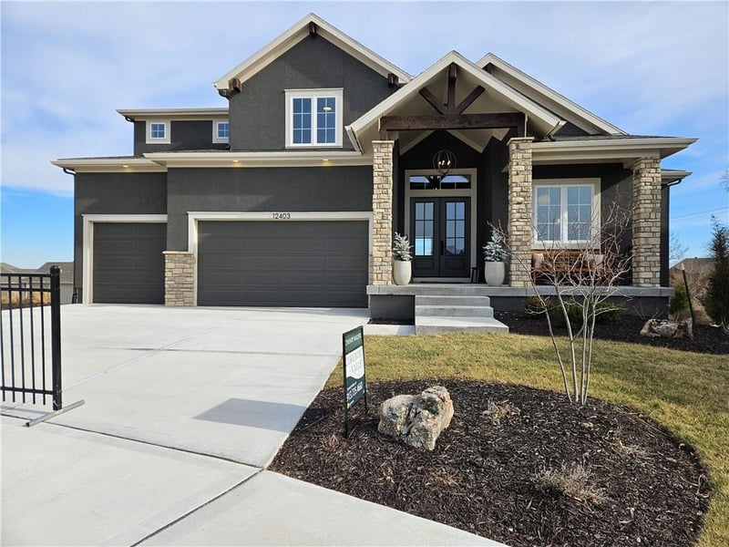 12403 182nd Ct, Overland Park, KS 66013