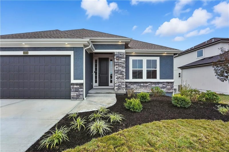 10504 Mulberry St, Kansas City, MO 64155