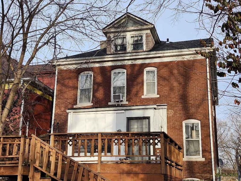 1010 Brooklyn Ave, Kansas City, MO 64127