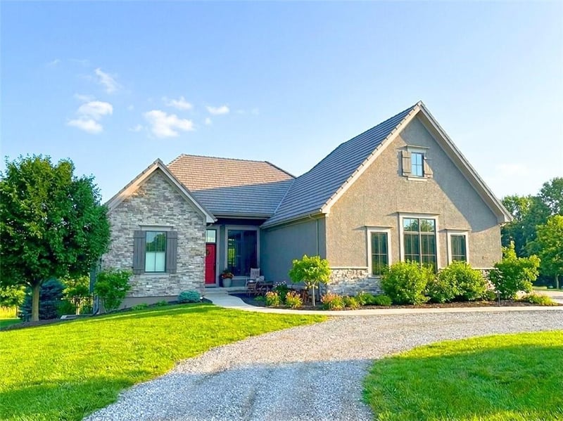 29160 119th St, Olathe, KS 66061