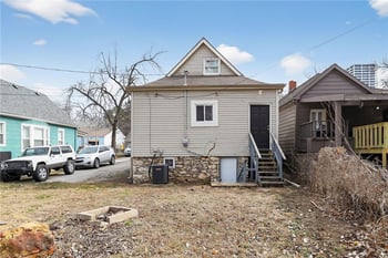 2910 Jarboe St, Kansas City, MO 64108