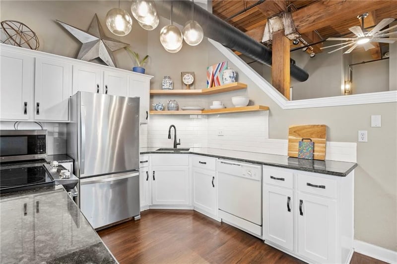 308 8th St #401, Kansas City, MO 64105