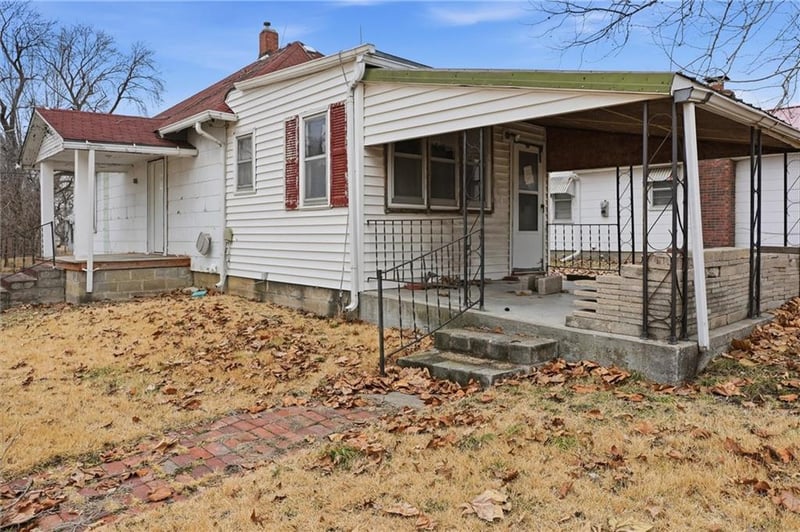 526 North St, Hardin, MO 64035