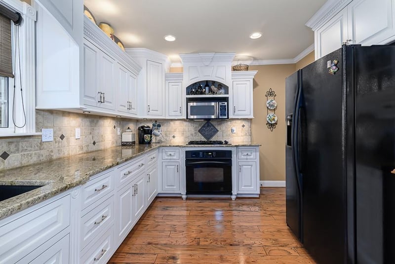 2217 99th St, Kansas City, KS 66109