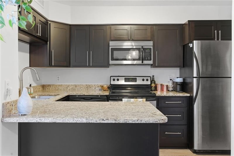 4056 Warwick Blvd #7, Kansas City, MO 64111