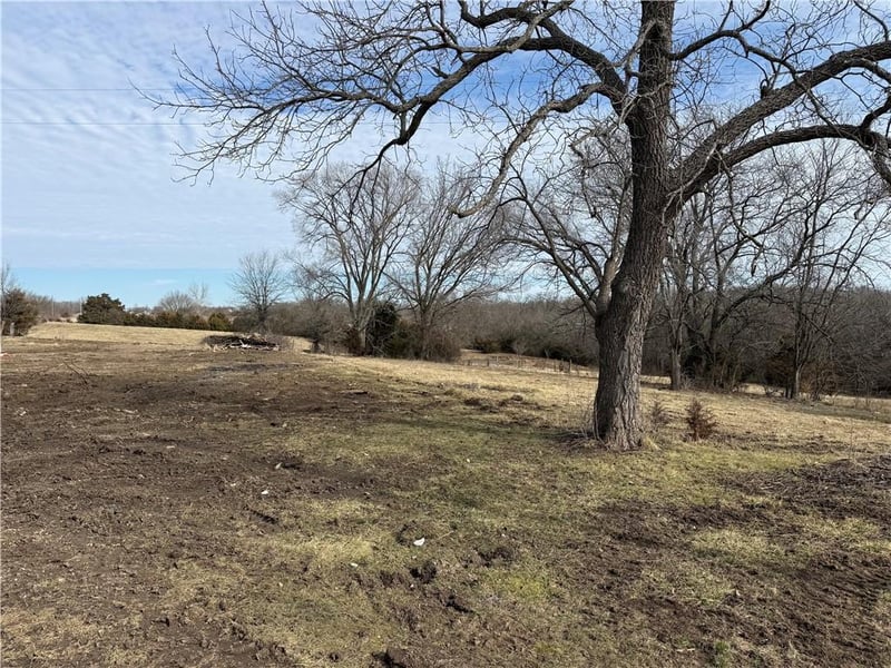 201st St, Leavenworth, KS 66048