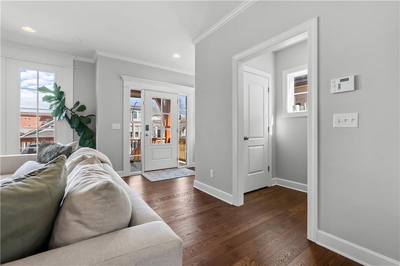 729 Corbin Ter, Kansas City, MO 64111