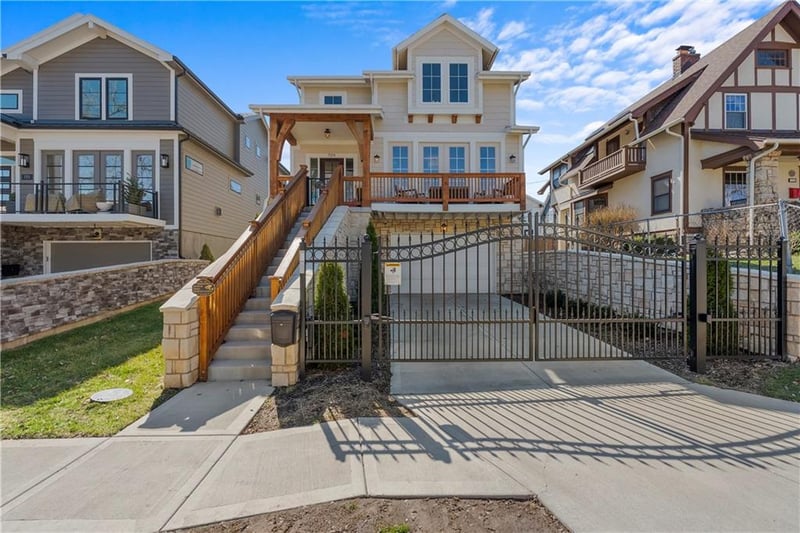 729 Corbin Ter, Kansas City, MO 64111