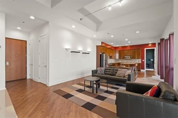 600 Admiral Blvd #1905, Kansas City, MO 64106