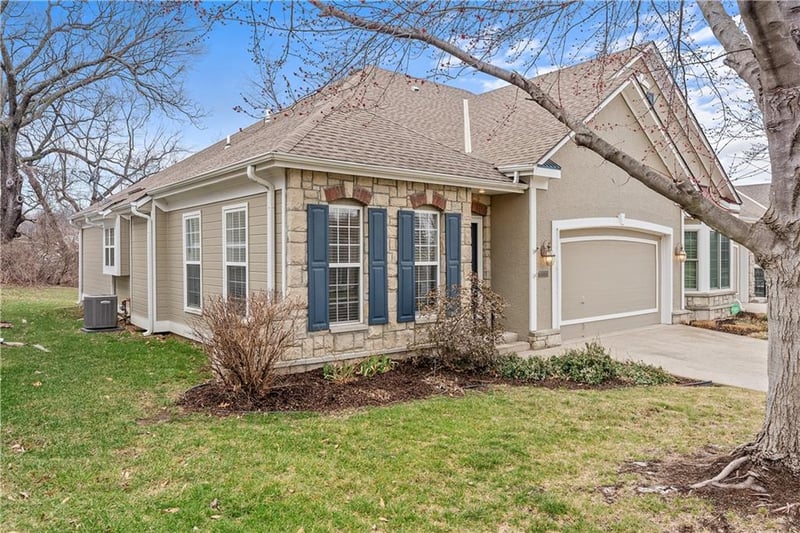 3702 Bolger Ct, Independence, MO 64055
