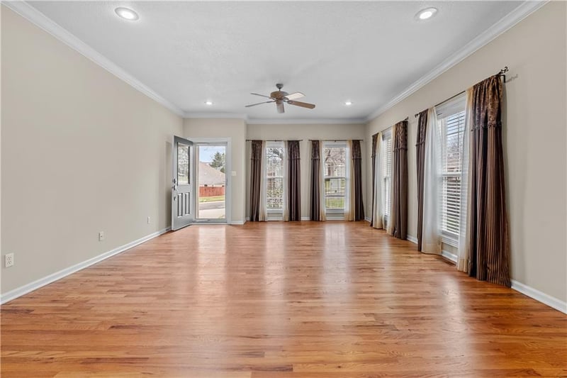 3702 Bolger Ct, Independence, MO 64055