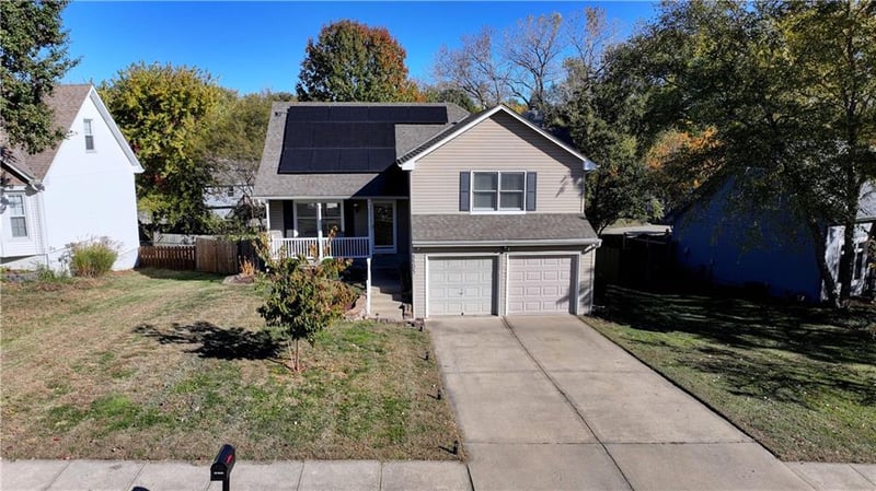 8505 Mcdonald Ave, Kansas City, MO 64153