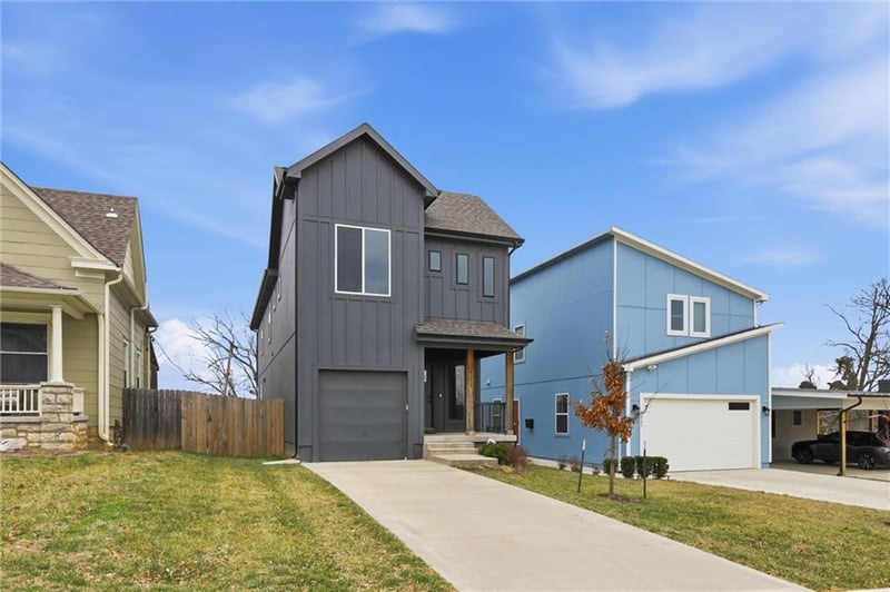 4239 Tracy Ave, Kansas City, MO 64110