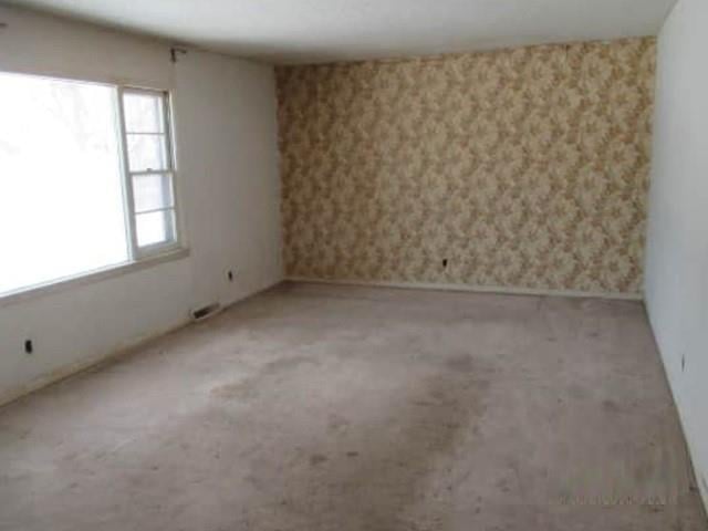 1216 Maple Ln, Sedalia, MO 65301