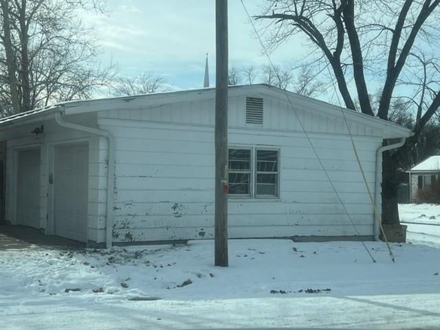 1216 Maple Ln, Sedalia, MO 65301