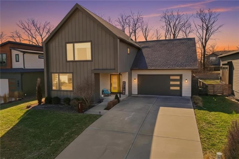 503 100th St, Kansas City, MO 64155