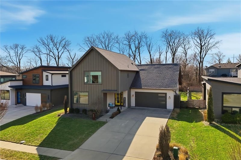 503 100th St, Kansas City, MO 64155