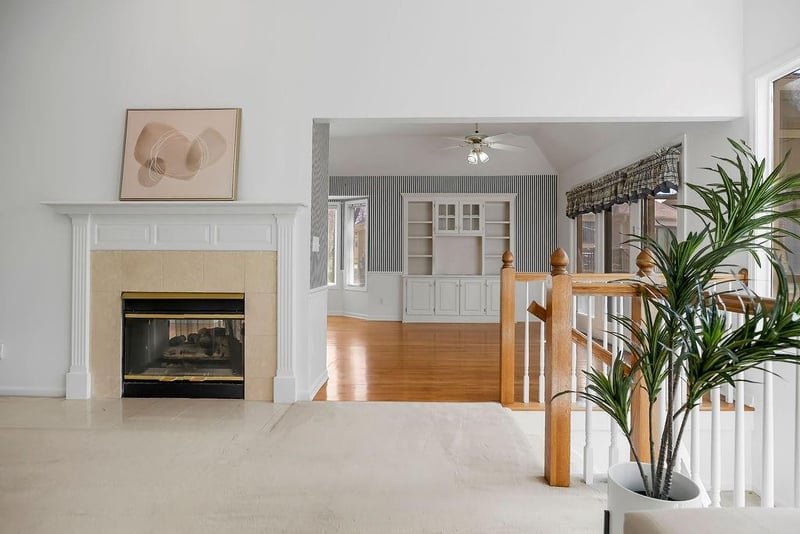 14252 Benson St, Overland Park, KS 66221