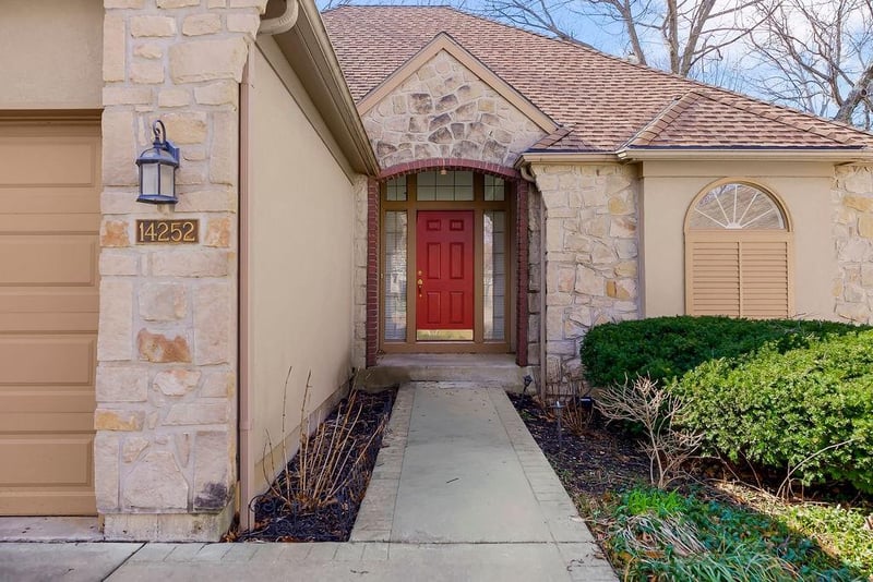14252 Benson St, Overland Park, KS 66221