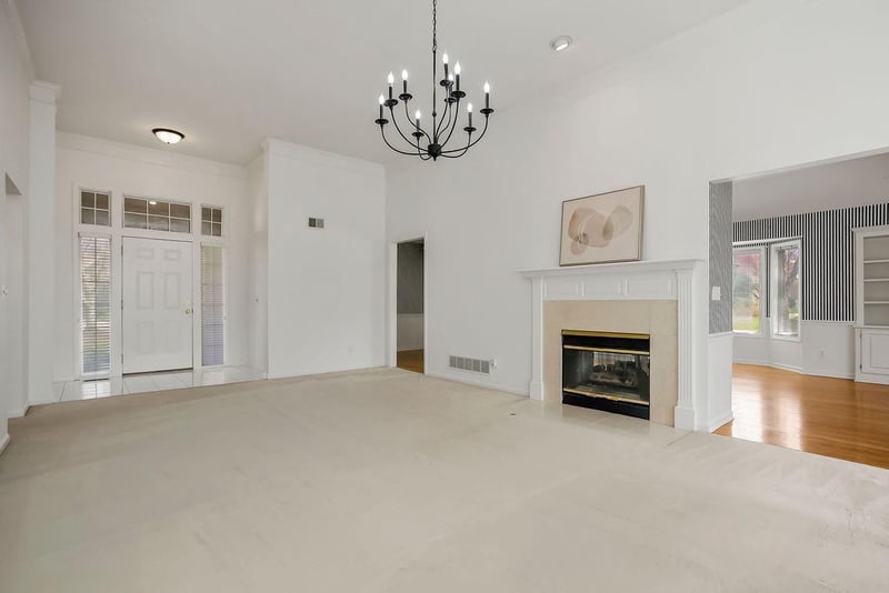 14252 Benson St, Overland Park, KS 66221