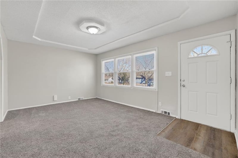 11346 Sycamore Ter, Kansas City, MO 64134