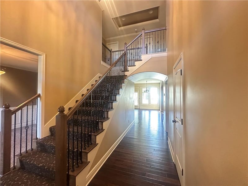 15828 Hayes St, Overland Park, KS 66221