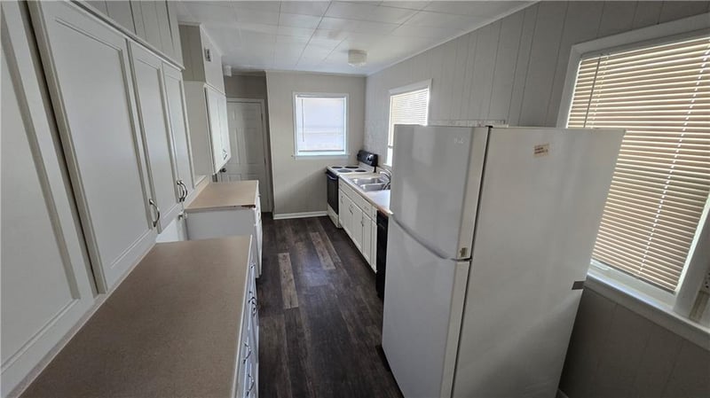 402 Van Brunt Blvd, Kansas City, MO 64124