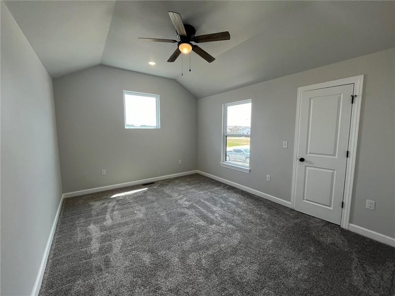 356 A 85 Rd, Warrensburg, MO 64093
