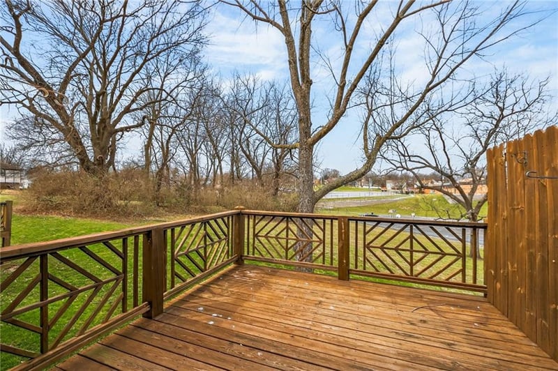 3700 Bolger Ct, Independence, MO 64055