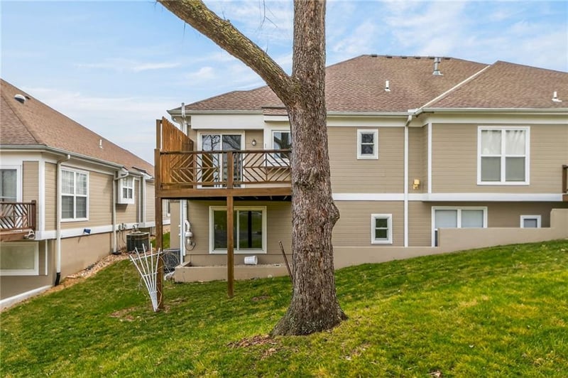 3700 Bolger Ct, Independence, MO 64055