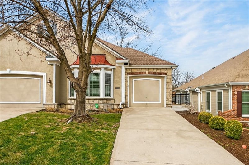 3700 Bolger Ct, Independence, MO 64055