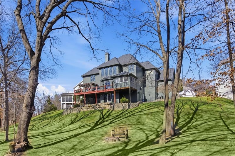 1329 47th St, Kansas City, MO 64116