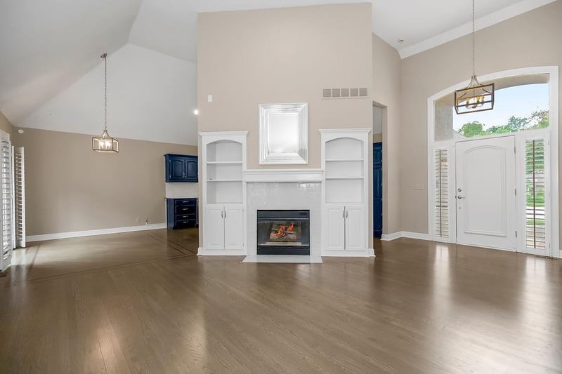 4227 N Jarboe Ct, Kansas City, MO 64116