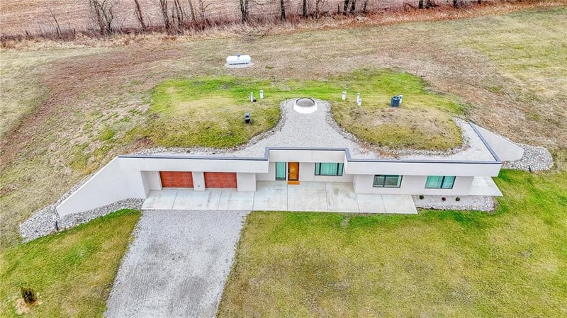 18018 Ozark Ln, Higginsville, MO 64037