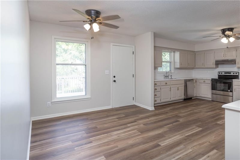 9627 Wayne Ave, Kansas City, MO 64155