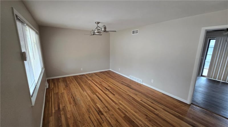 6719 Montana Ave, Kansas City, KS 66111