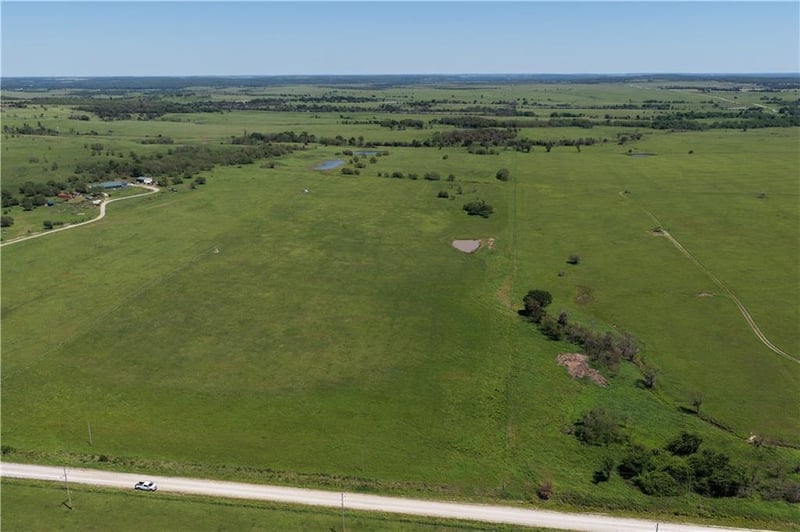 Road 25 Rd, Longton, KS 67352